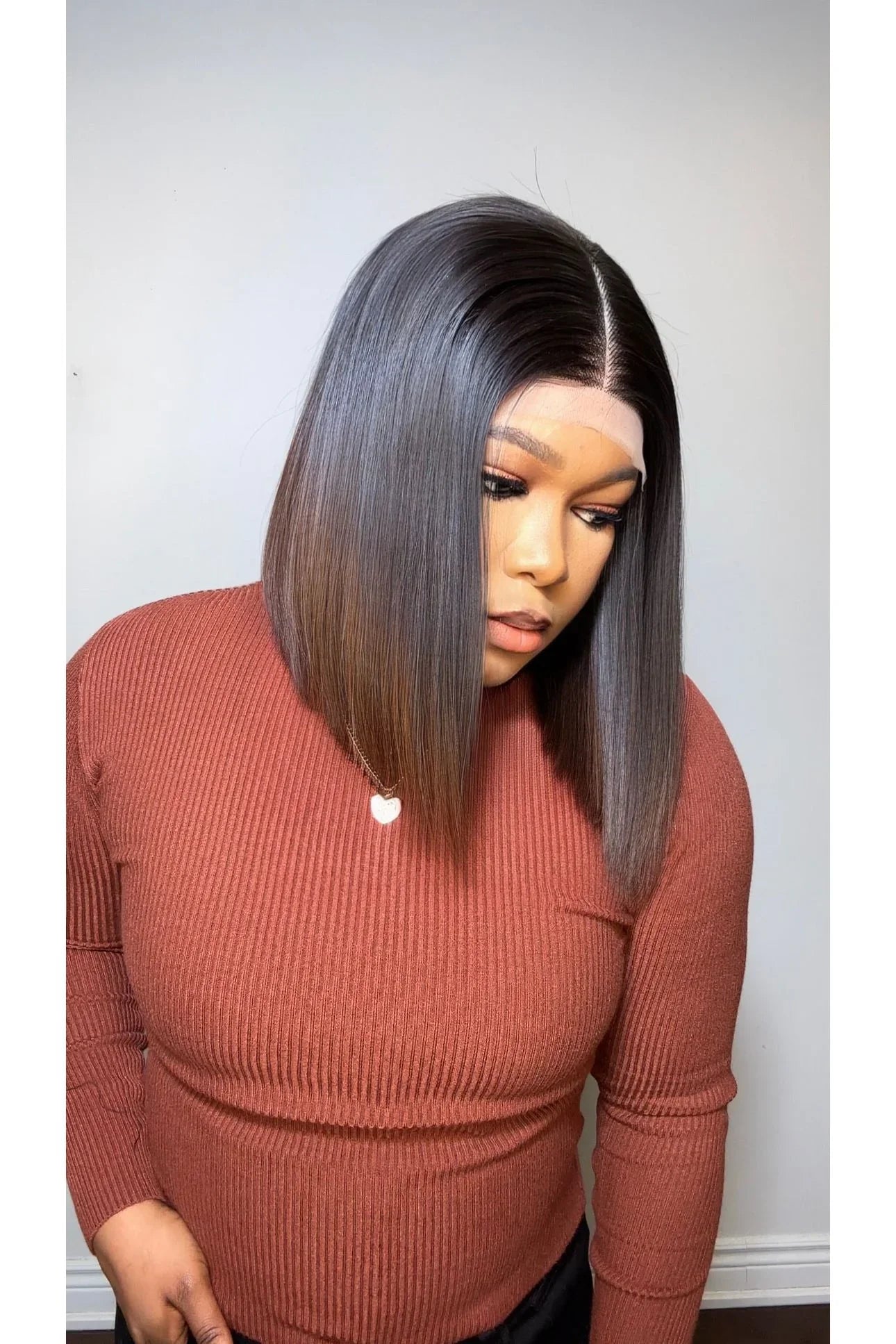 RAW SE LACE CLOSURE BOB WIG (BROWN ENDS)