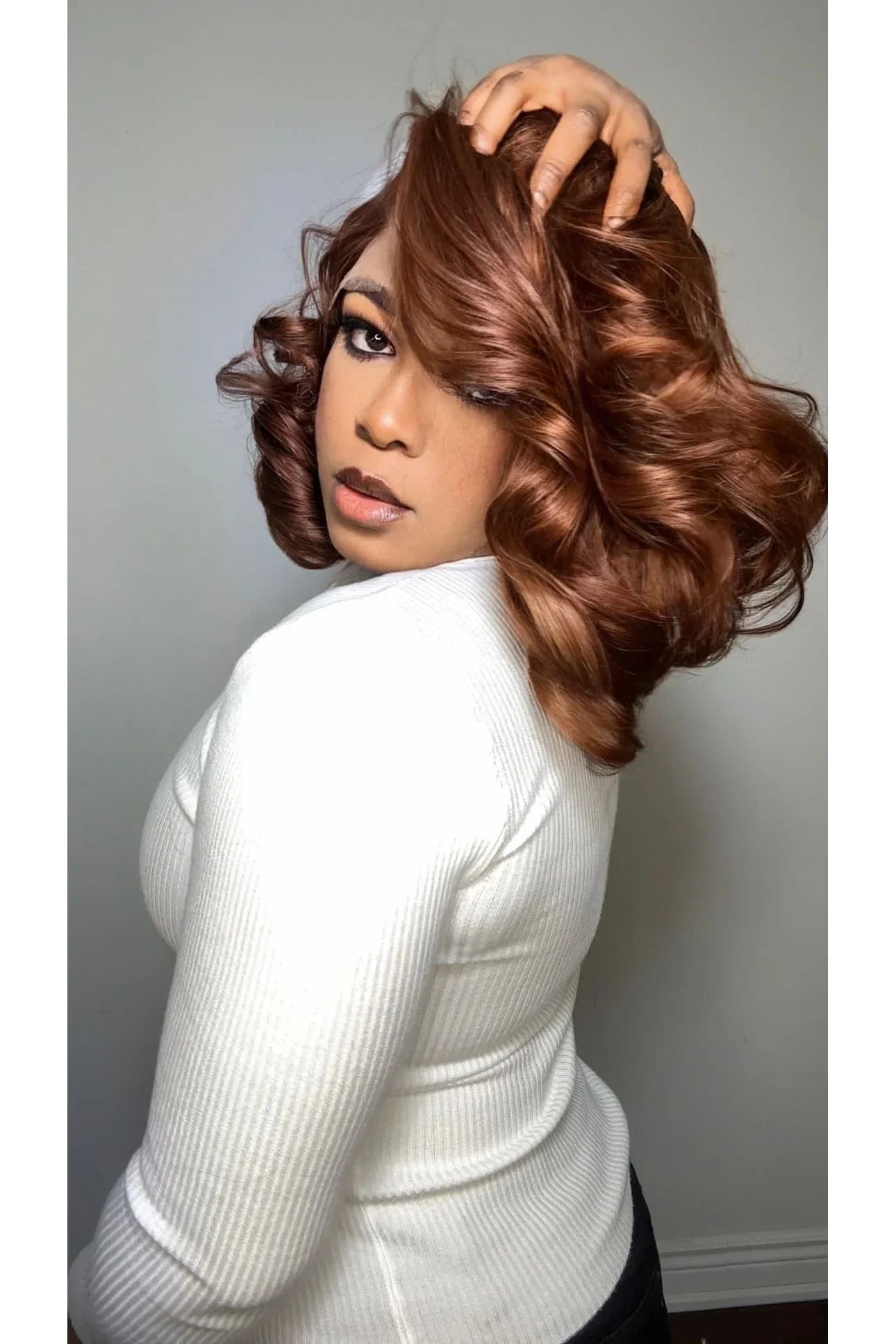 FAB BOUNCY WAVE LUXURY WIG (CHESTNUT)