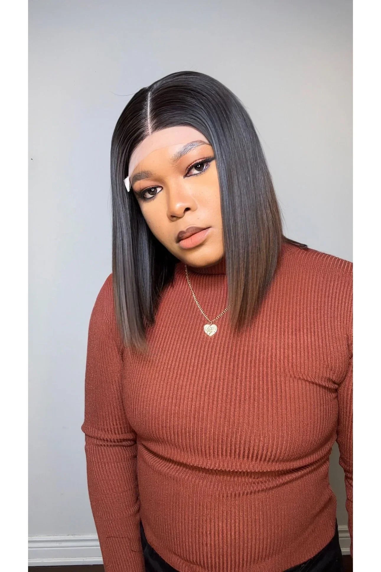 RAW SE LACE CLOSURE BOB WIG (BROWN ENDS)