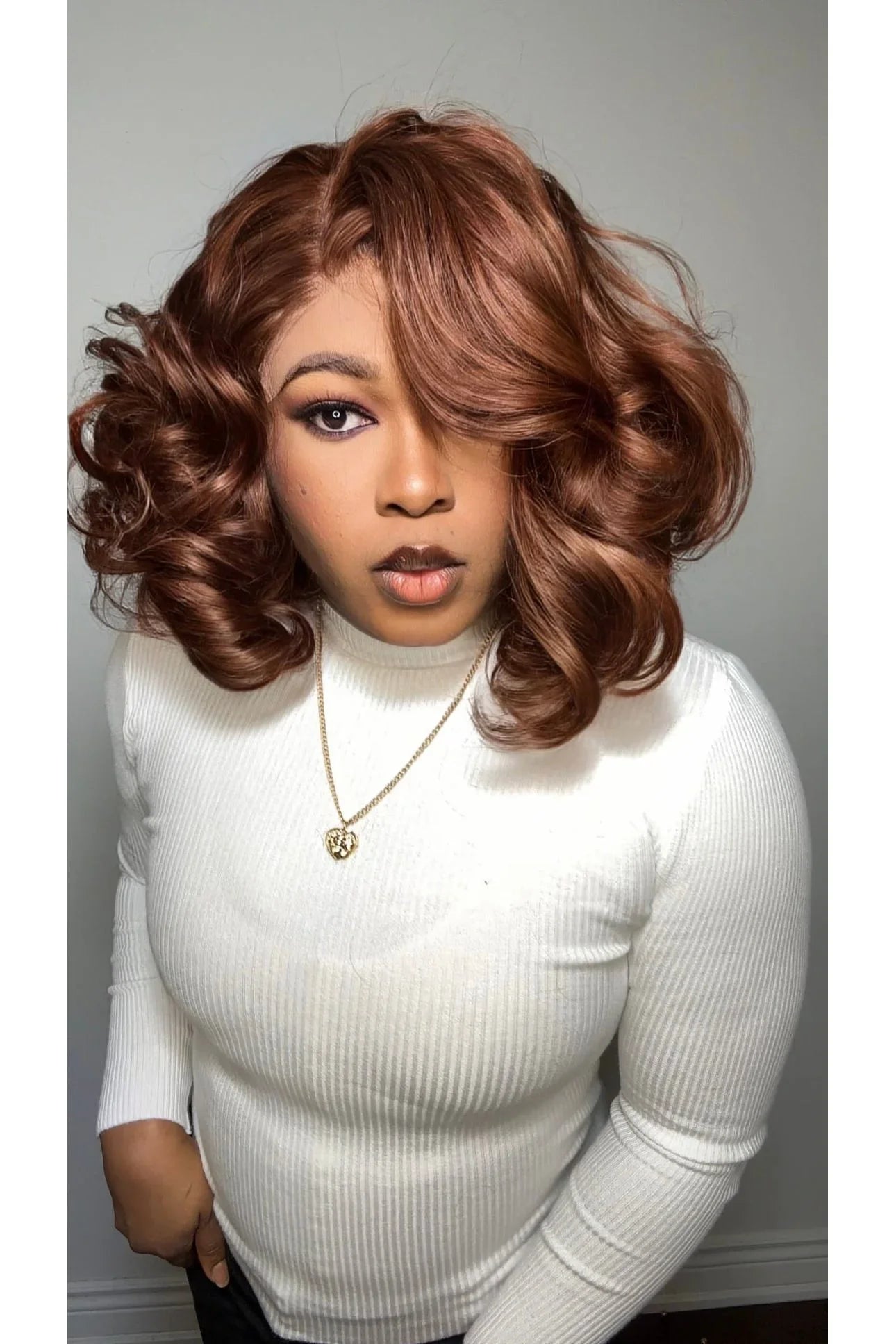 FAB BOUNCY WAVE LUXURY WIG (CHESTNUT)