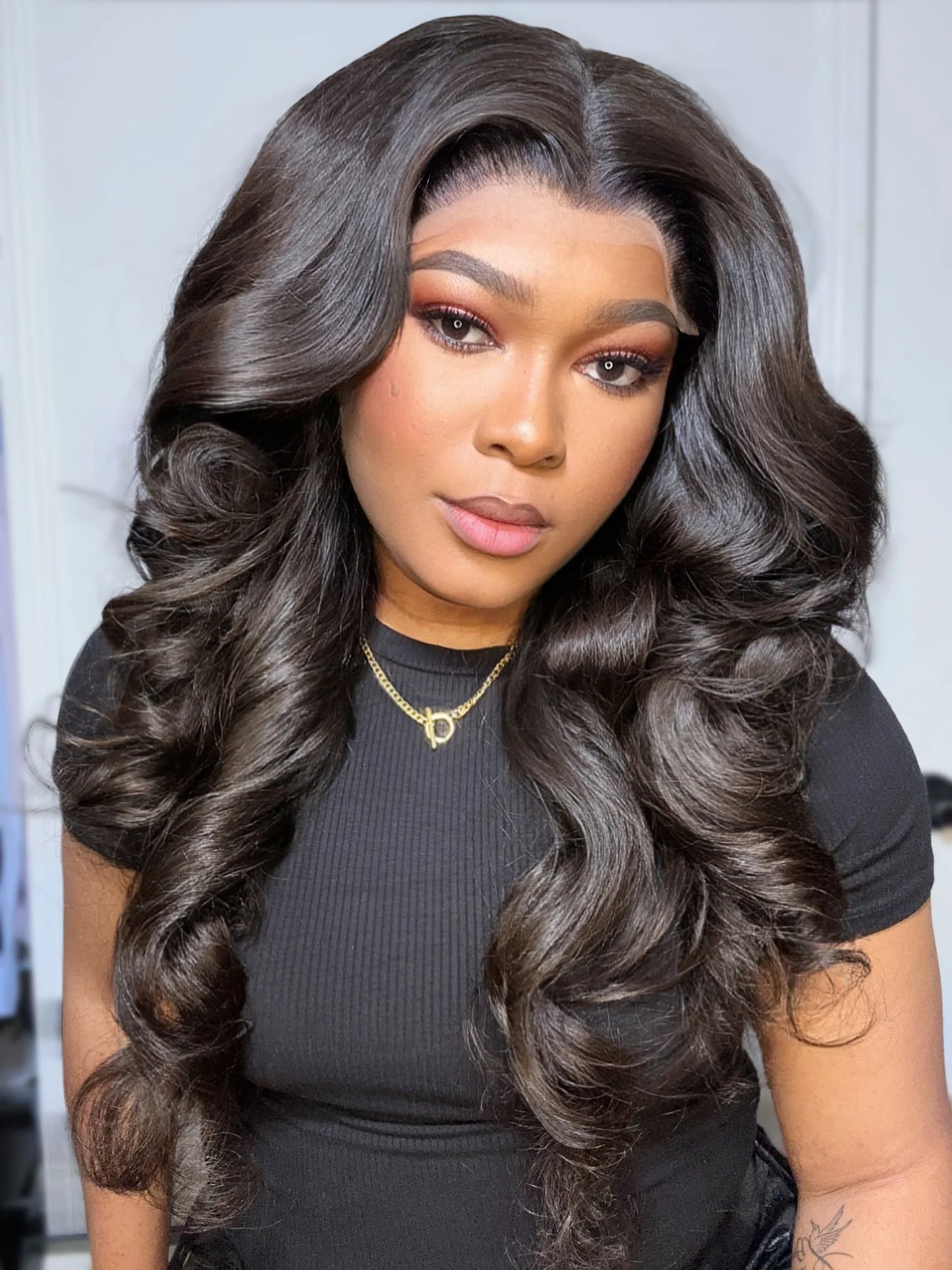 LUXE BURMESE LAYERED WAVY WIG