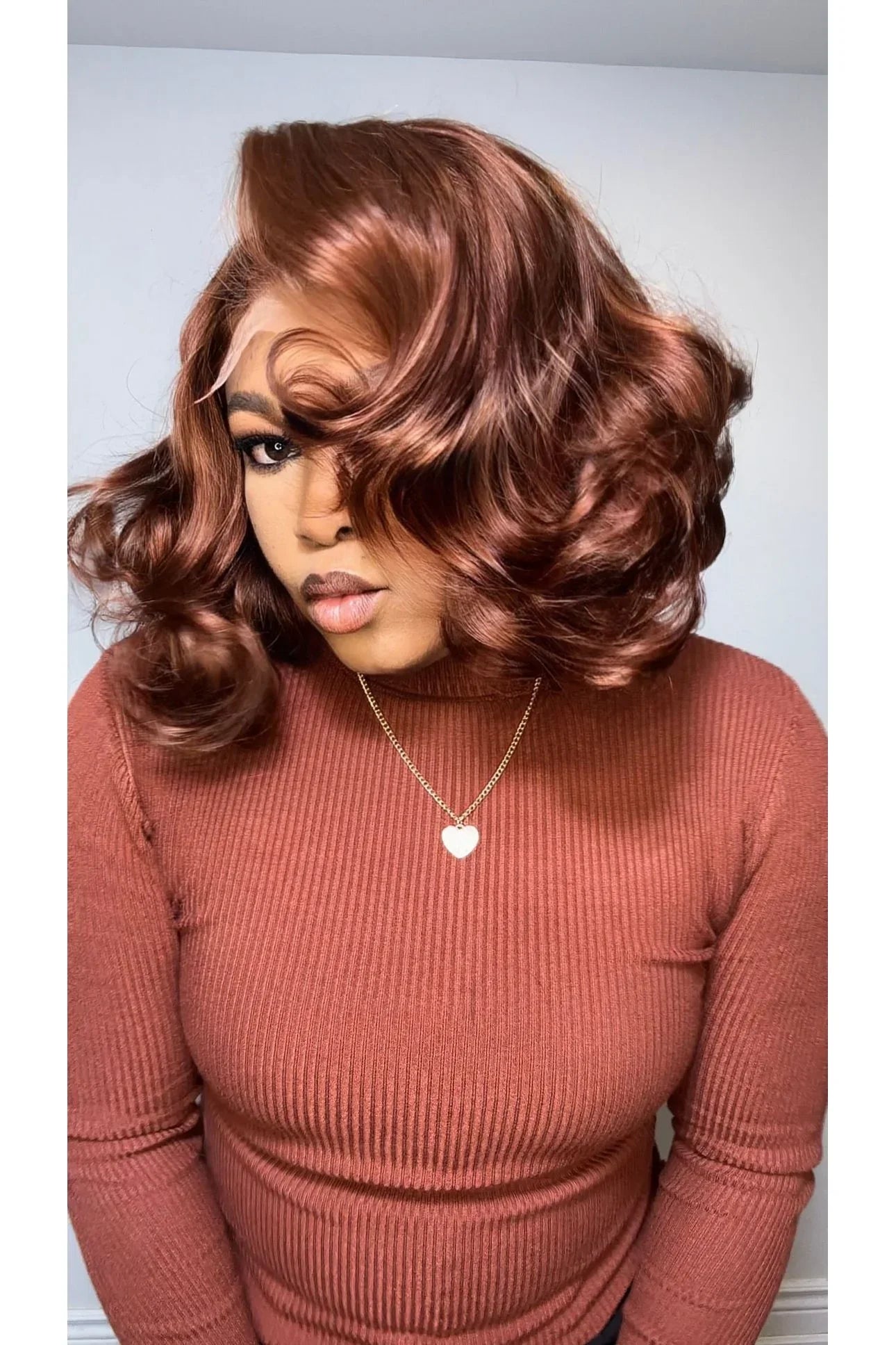 FAB BOUNCY WAVE LUXURY WIG (CHESTNUT)
