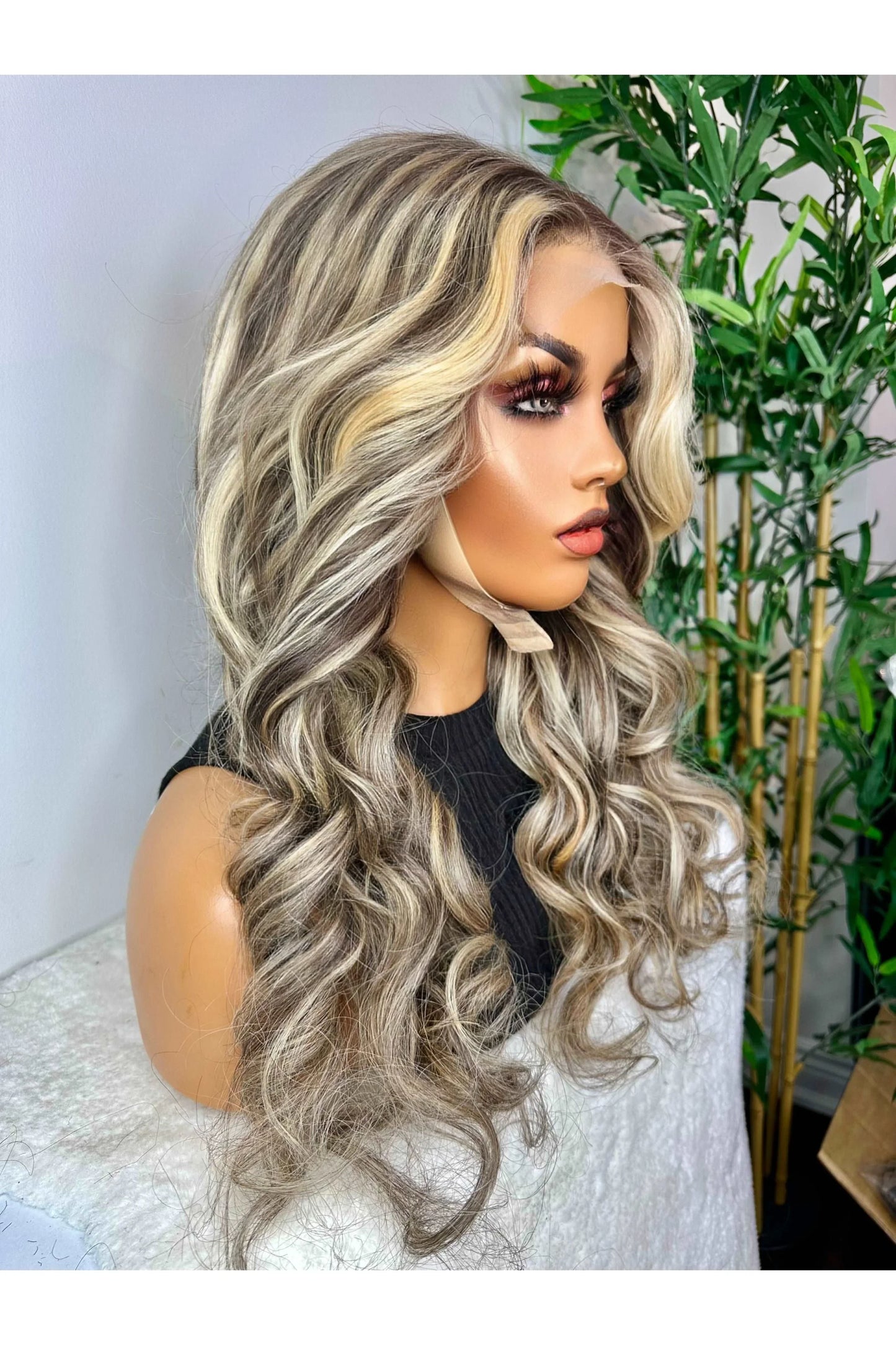 FAB ASH BLONDE LUXURY LACE WIG (LIGHT HIGHLIGHTS) - Fab Beauty Supplies