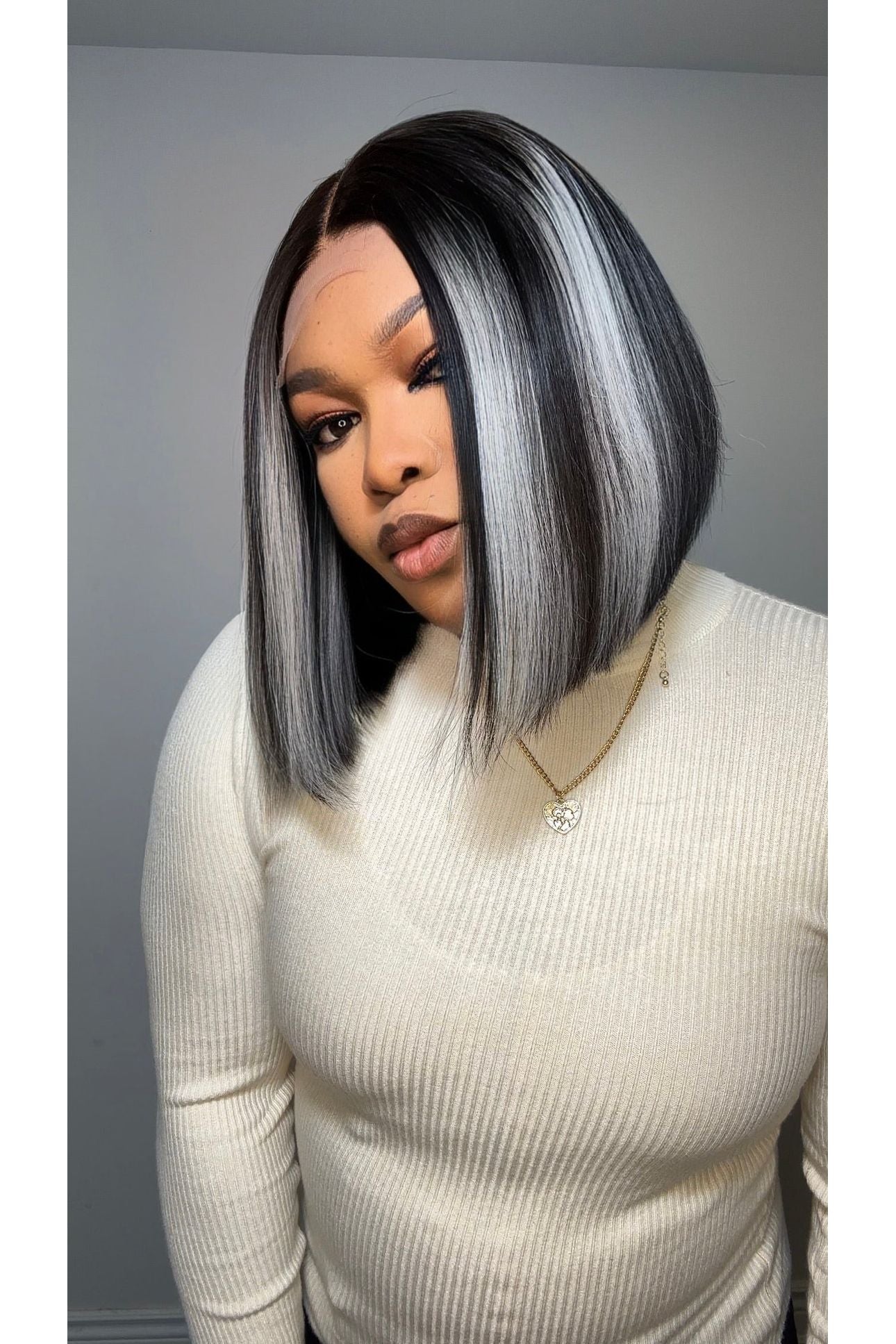 FAB DD LACE CLOSURE BOB WIG (GREY HIGHLIGHTS)