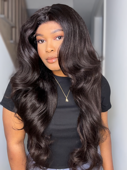 KINKY LUXE WAVY LACE WIG