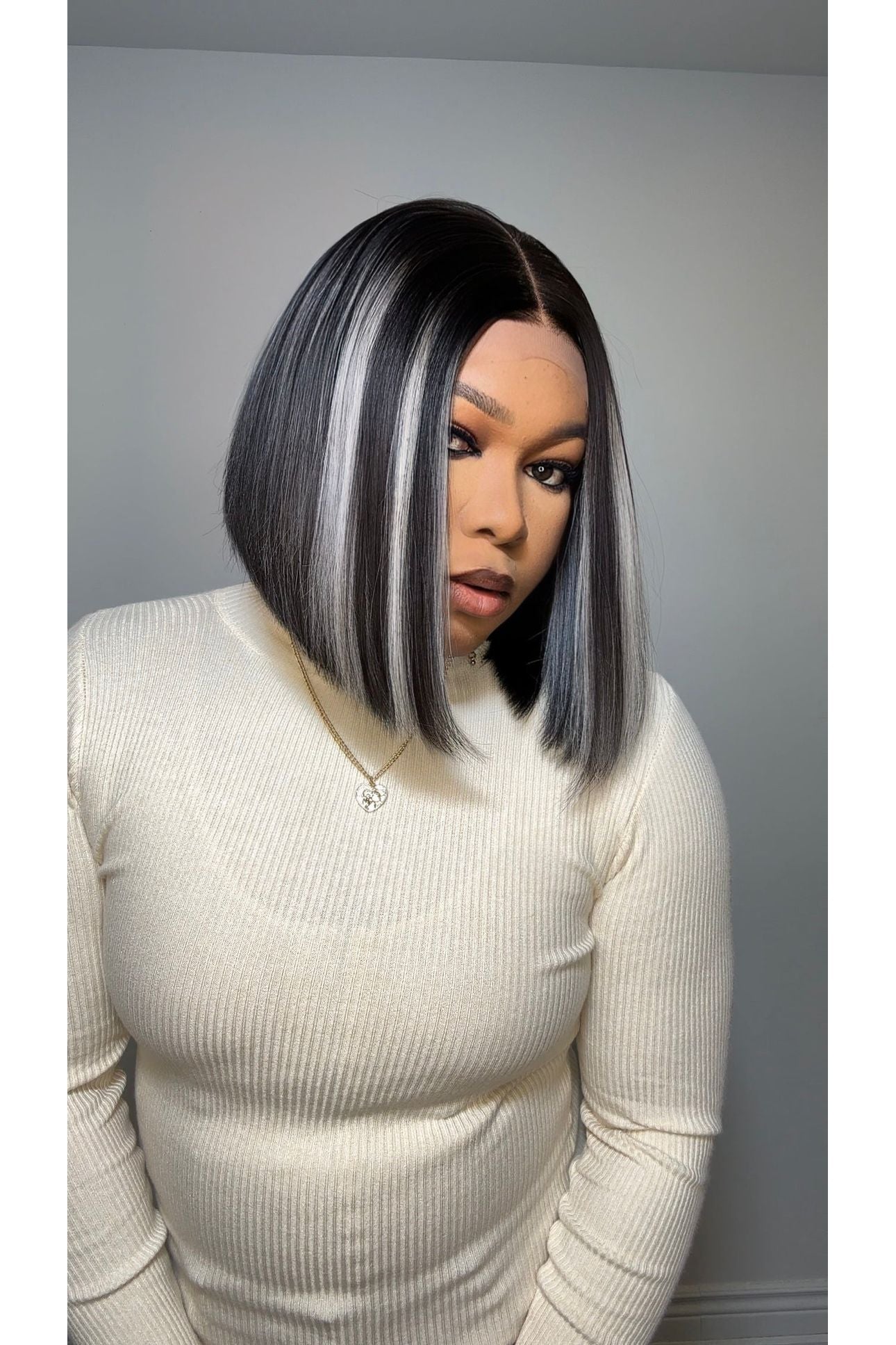 FAB DD LACE CLOSURE BOB WIG (GREY HIGHLIGHTS)