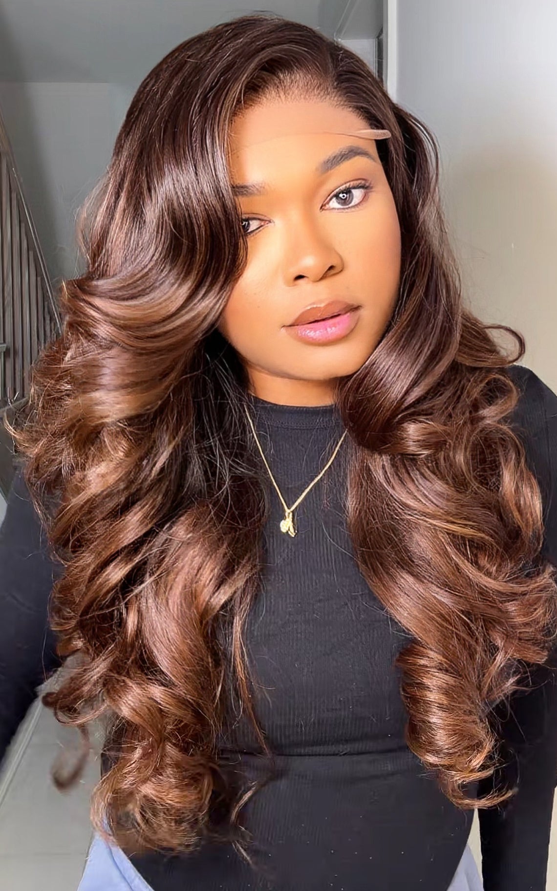 CARAMEL SWIRL RAW SE WAVY WIG