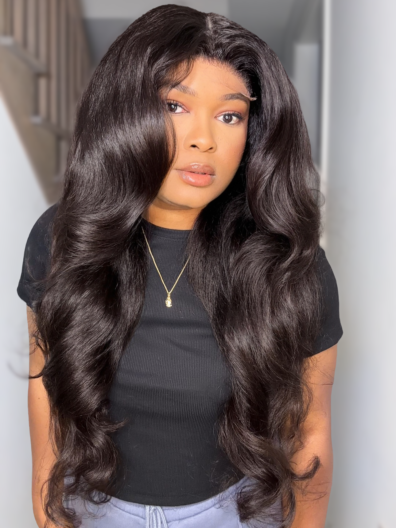 KINKY LUXE WAVY LACE WIG