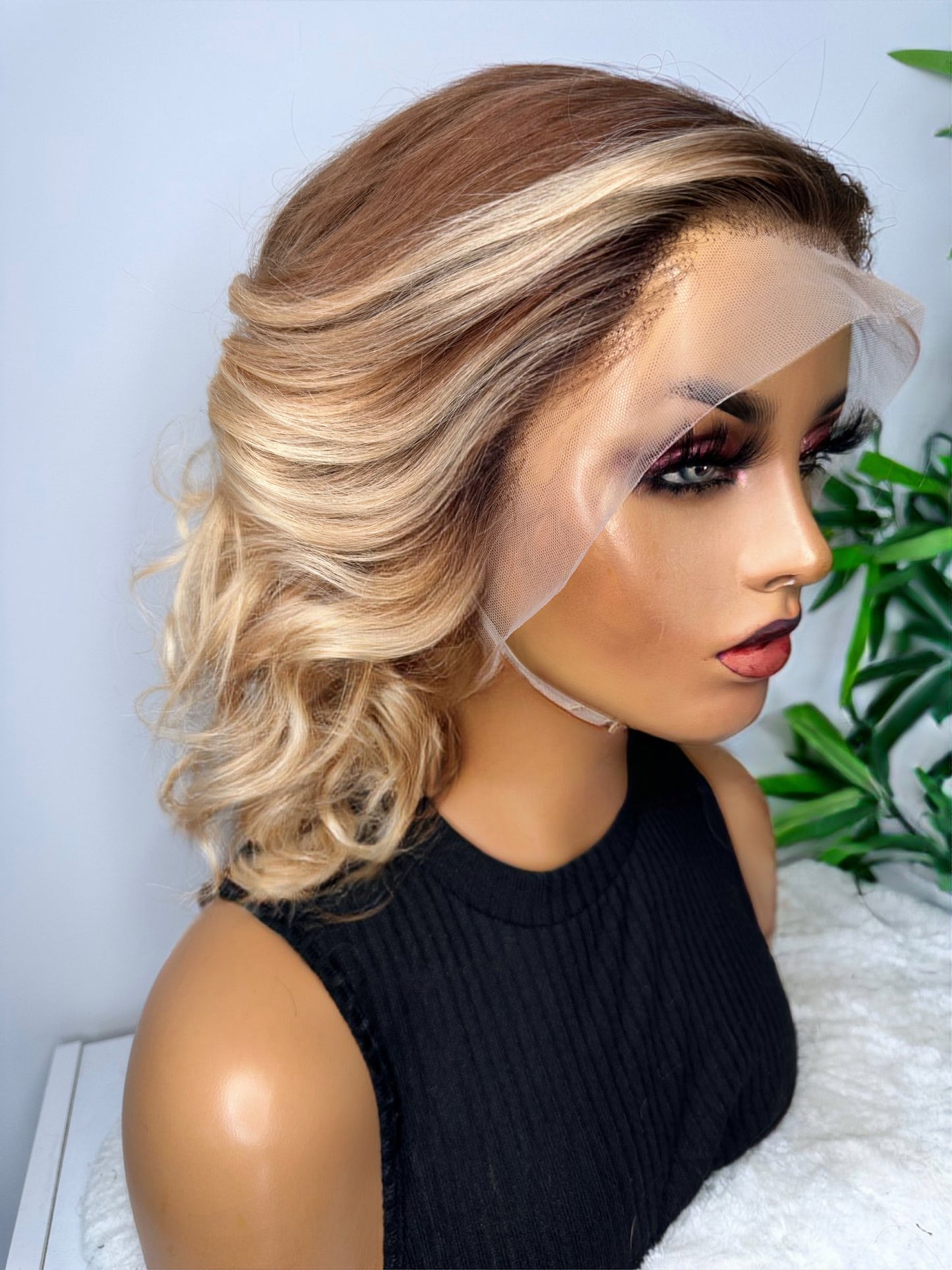 FAB BROWN TO BLONDE LUXURY LACE FRONTAL BOB WIG