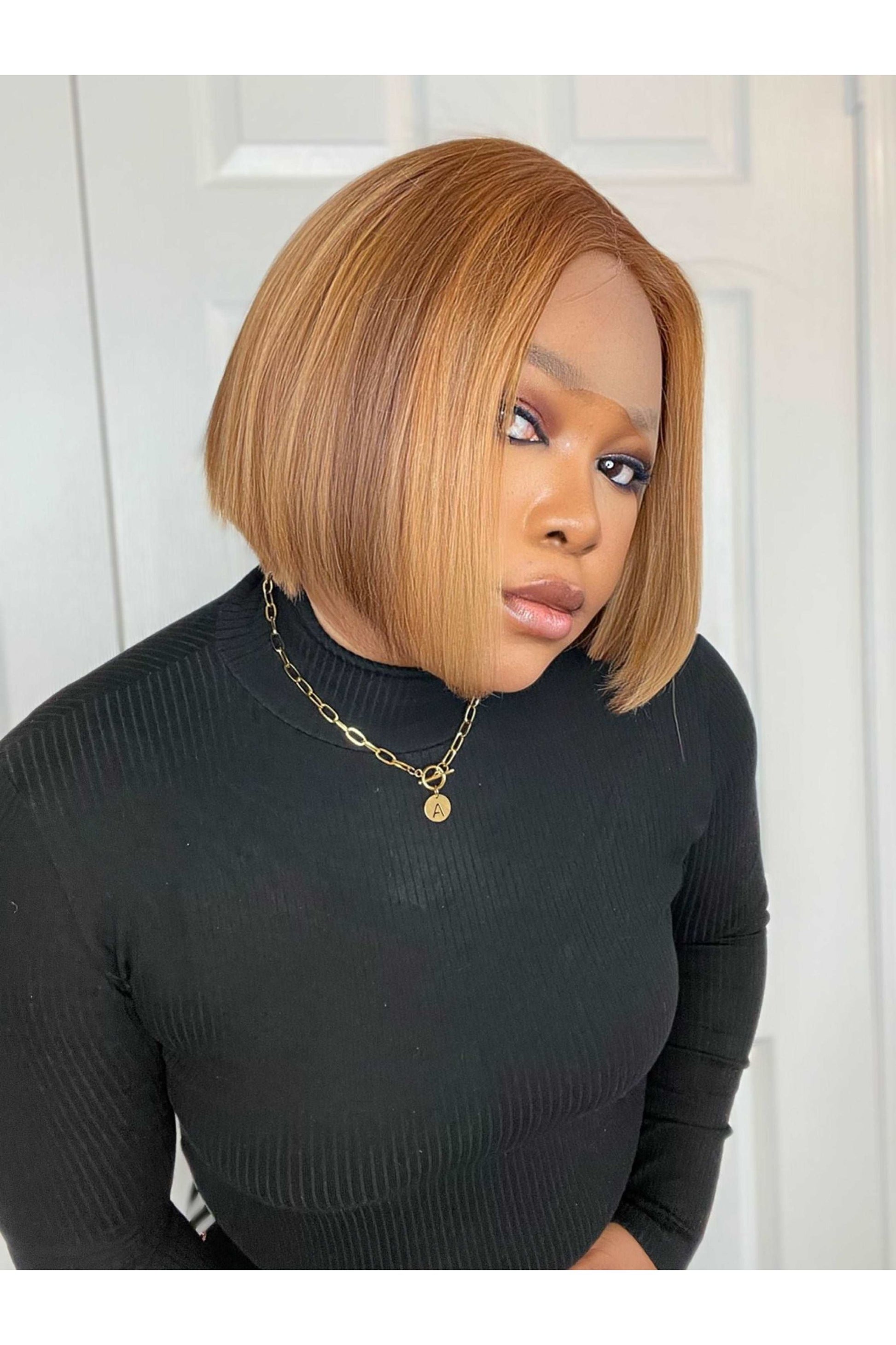 FAB DOUBLE DRAWN BOSS BOB T FRONTAL LUXURY WIG (HIGHLIGHTS) - Fab Beauty Supplies