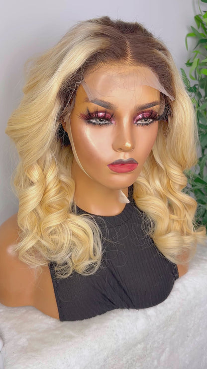 FAB BEIGE BLONDE LUXURY LACE WIG